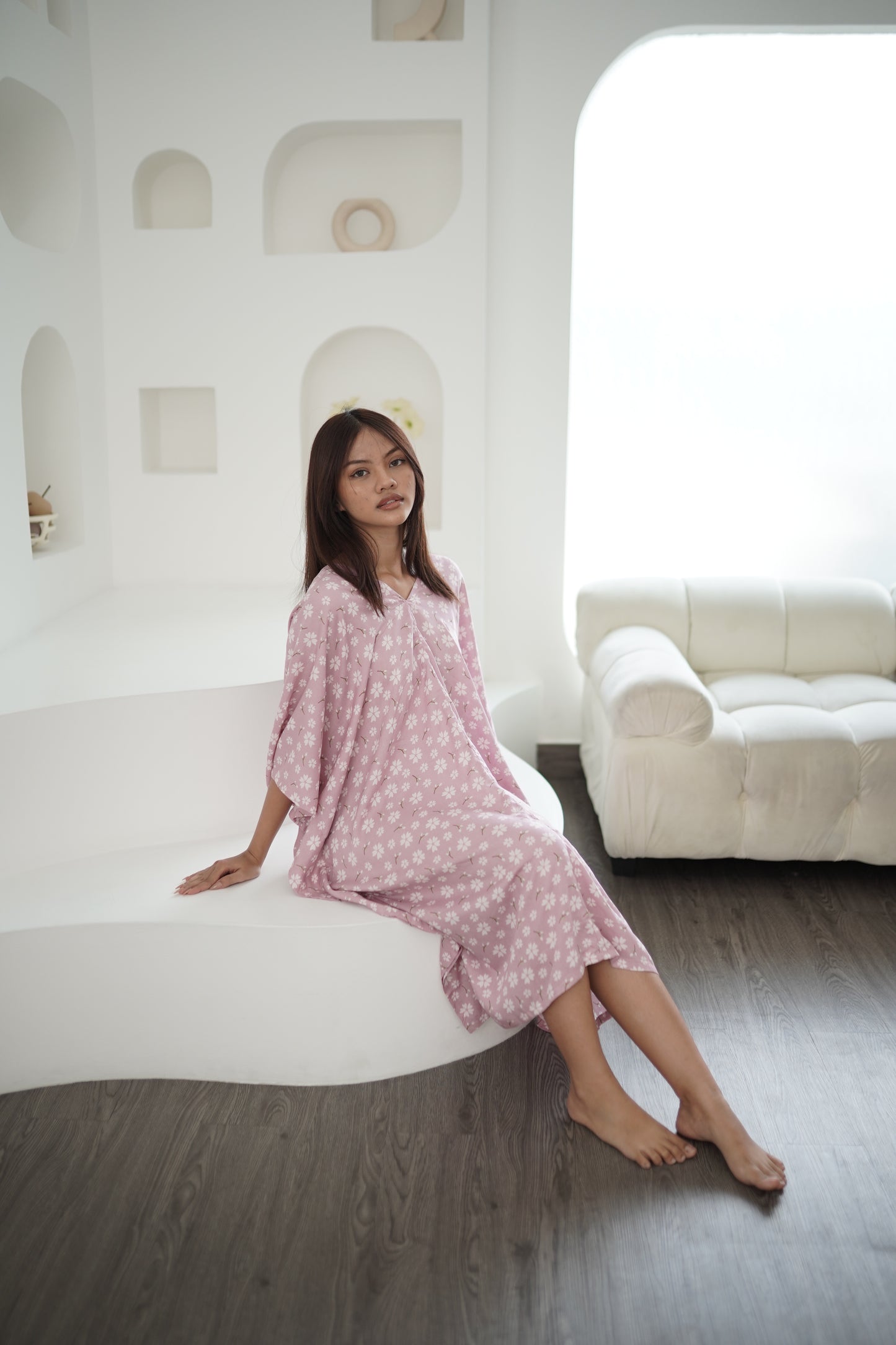 Kana - Relaxed Fit Midi Kaftan in Soft Rayon